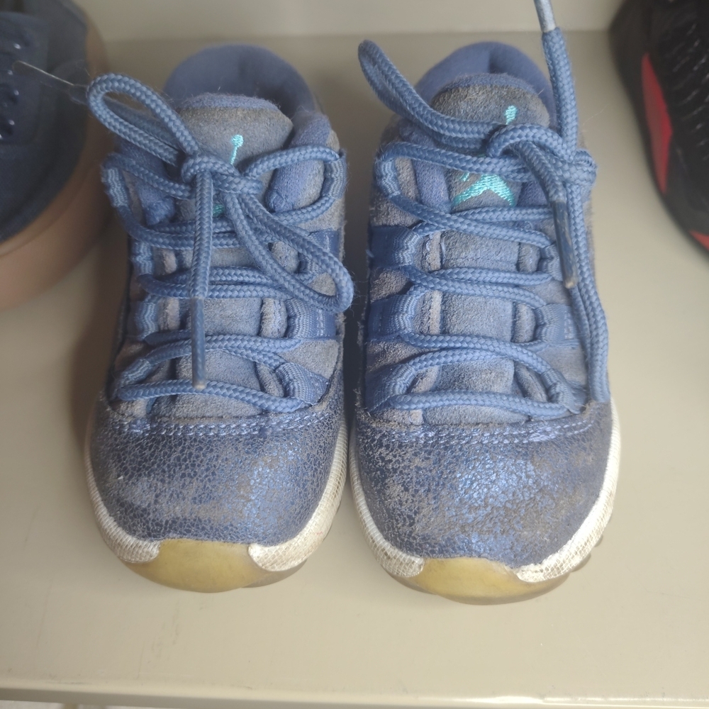 Jordan Kids Blue and White Sneakers